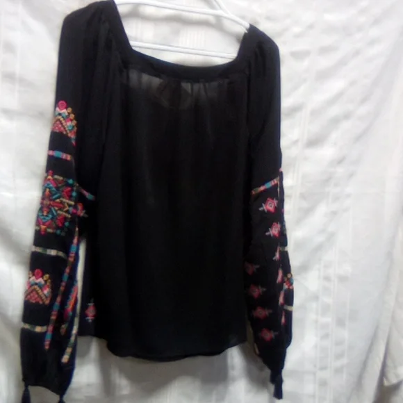 Savanna Jane embroidered southwest print size large - Picture 4 of 4